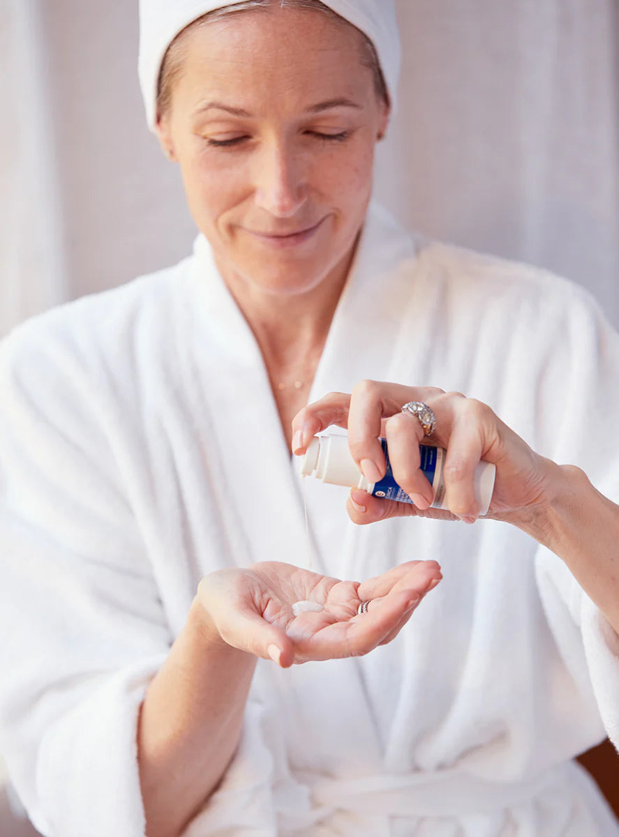 LA CLINICA Age Reversal Facial Serum - Exquisite Laser Clinic 