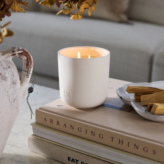 CIRCA Candles Circa Candle Cotton Flower and Freesia 70g