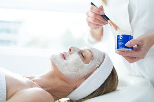 IS Clinical facial Fire & Ice Facial by IS Clinical =FREE GWP Active Collection worth $210!
