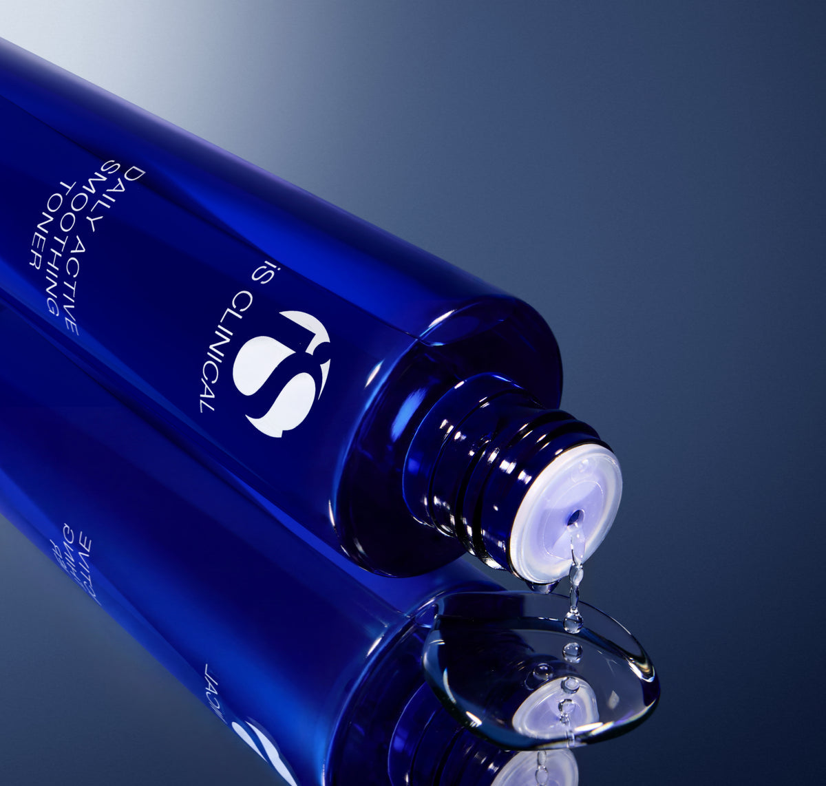 IS Clinical Skin Care IS Clinical Daily Active Smoothing Toner **New Product**