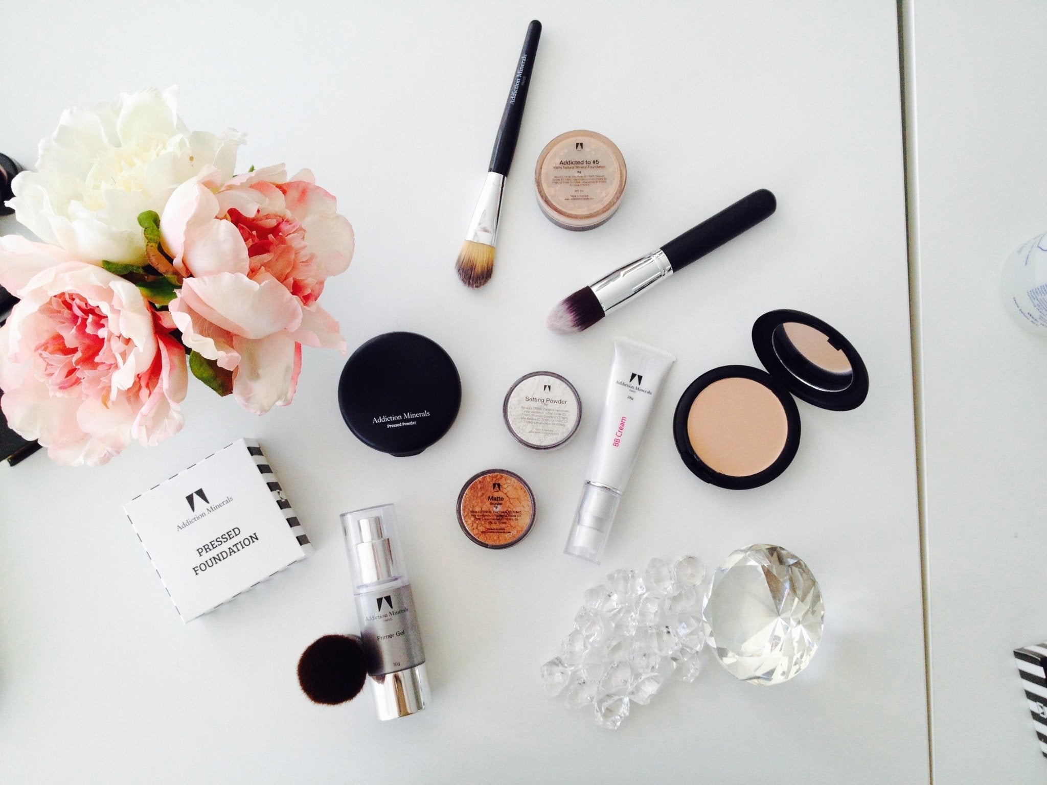 Exquisite Laser Clinic Makeup LUCKY DIP Surprise Eye Makeup Bulk Lot by Addiction Minerals