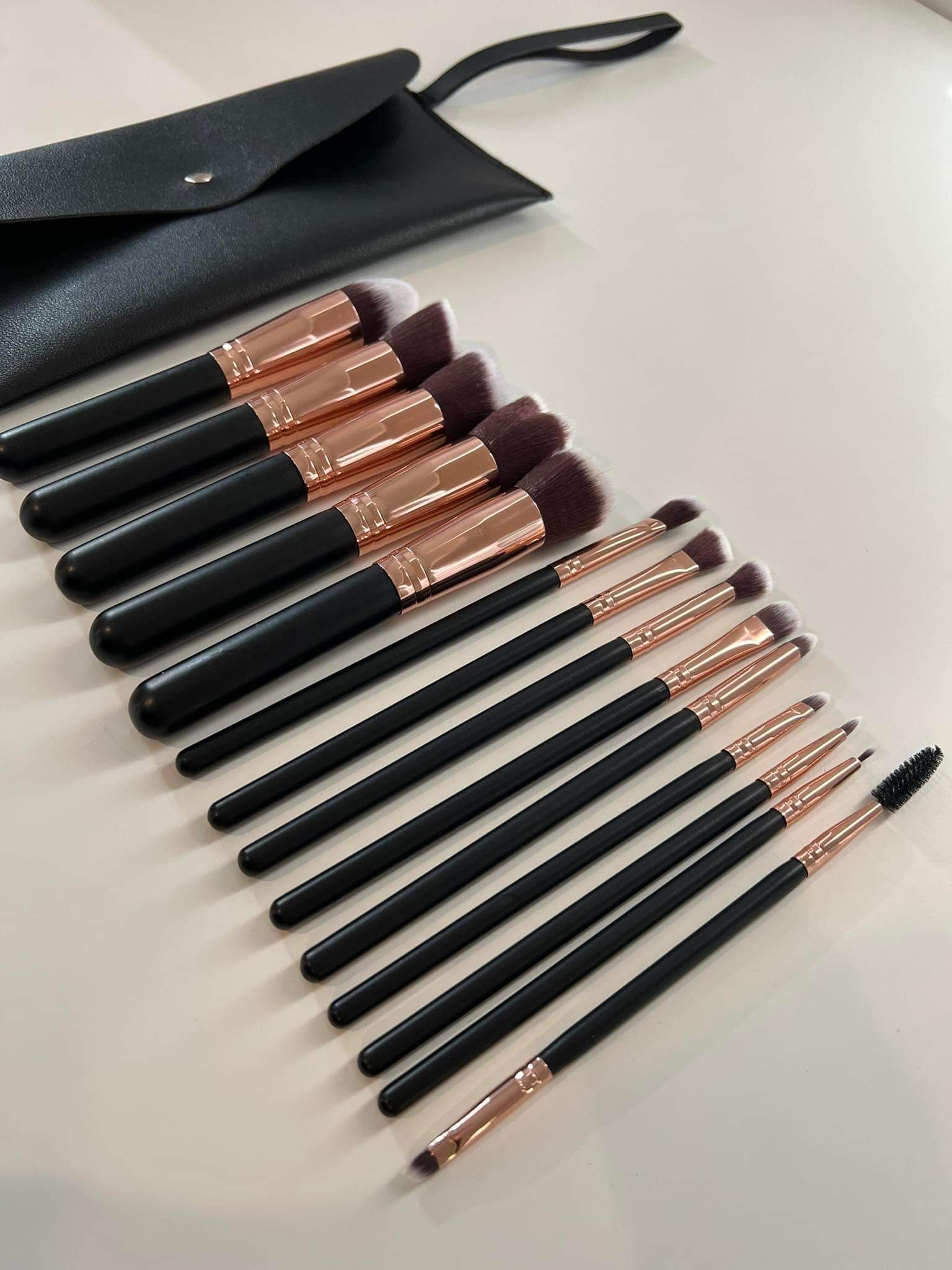 Makeup Brush Set Rose Gold - Exquisite Laser Clinic